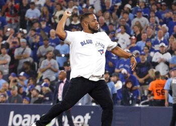 Edwin Encarnación anhela un anillo para sus queridos Azulejos