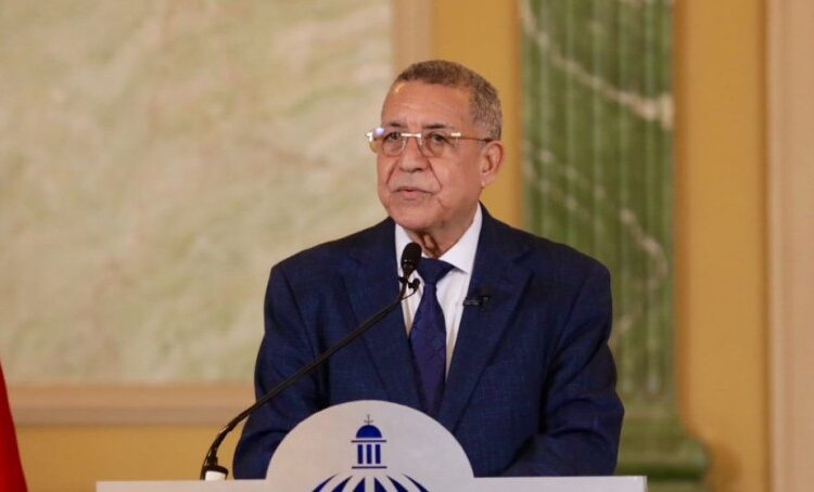 Gobierno presenta logros en salud, seguridad y educación