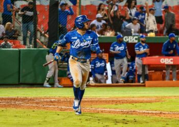 Licey remonta y somete a los Toros en el Corral