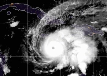 Melissa podría causar efecto catastrófico y amenazante para la vida en porciones de Jamaica y La Hispaniola