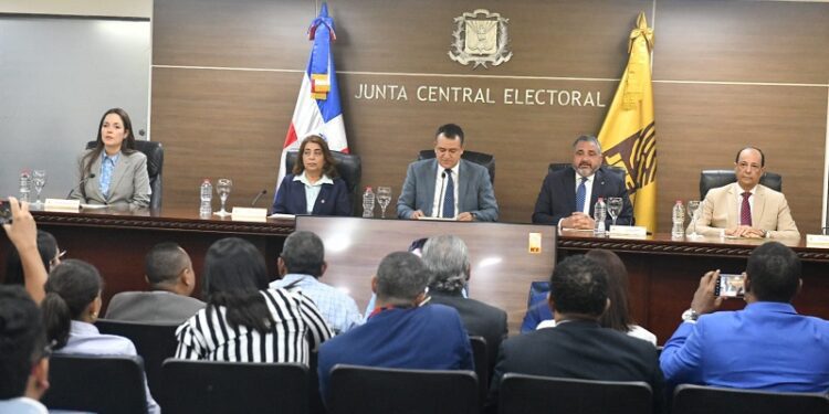 JCE defiende pureza de licitación para la nueva cédula de identidad y la electoral