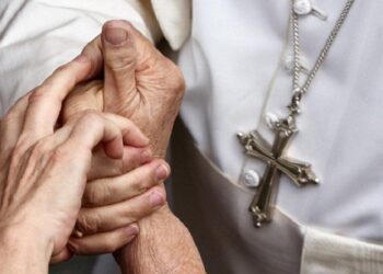 “Dilexi te”, León XIV: no se puede separar la fe del amor por los pobres