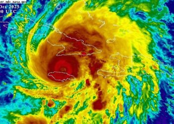 Melissa se fortalece nuevamente mientras se acerca al este de Cuba, donde tocará como un huracán mayor