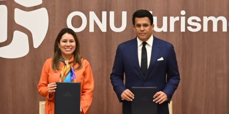 ONU Turismo reconocen a David Collado como el mejor ministro de Las Américas.