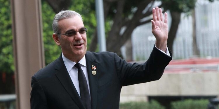 «Mafioso»: Venezuela critica a Abinader por excluirla de la Cumbre de las Américas