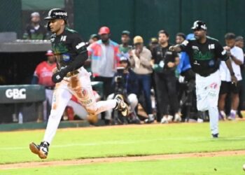 Sanó empuja cuatro y Estrellas se recuperan tras perder una notable ventaja