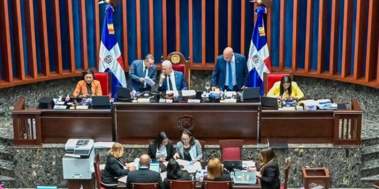 Senado aprueba en segunda lectura Código de Trabajo de la República Dominicana