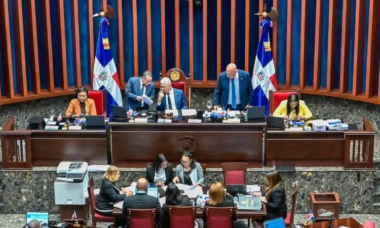 Senado aprueba en segunda lectura Código de Trabajo de la República Dominicana