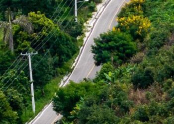 Abinader inaugura varias carreteras en San Juan 