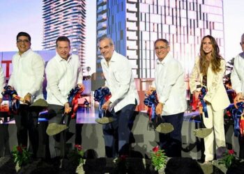Presidente Abinader da palazo del City Center by Lady Lee, generará más de 6.000 empleos