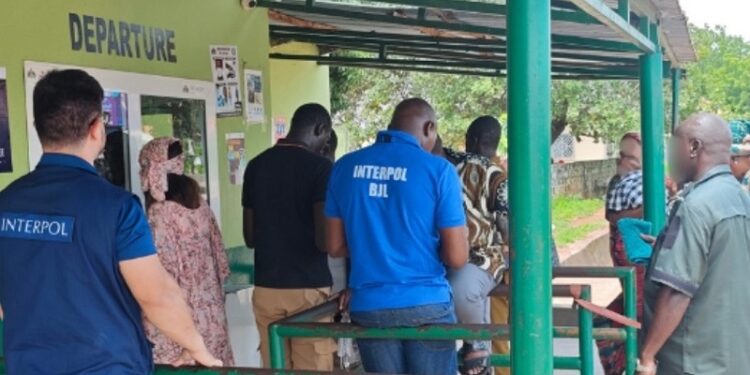 Varios detenidos en operativo fronterizo en África Occidental contra combatientes terroristas extranjeros