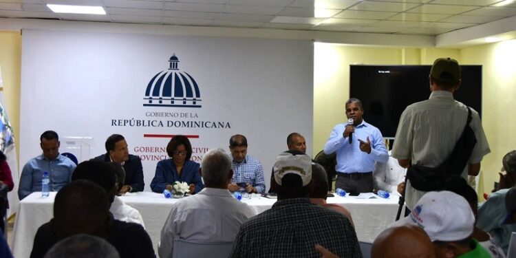 Agricultura rehabilitará caminos interarcelarios para beneficiar a productores afectados por Melissa