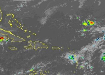Algunos aguaceros hacia el interior del país este lunes