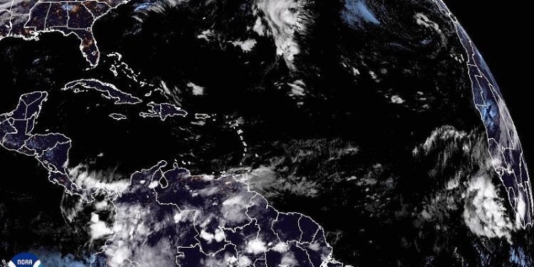 Vaguada y arrastre del viento ocasionarán algunas lluvias
