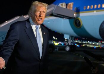 Trump amenaza a «cualquier país que haga negocios con Rusia»