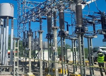 Apagón nacional en el país por salida de línea de transmisión