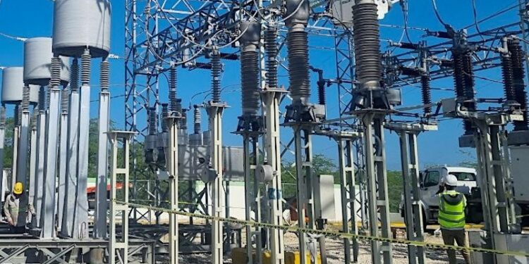 Apagón nacional en el país por salida de línea de transmisión