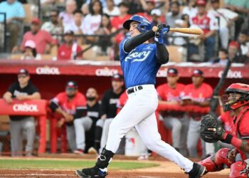 Licey pierde ante el Escogido pese a jonrón de Álvarez