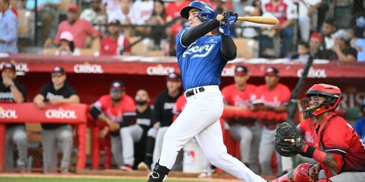 Licey pierde ante el Escogido pese a jonrón de Álvarez