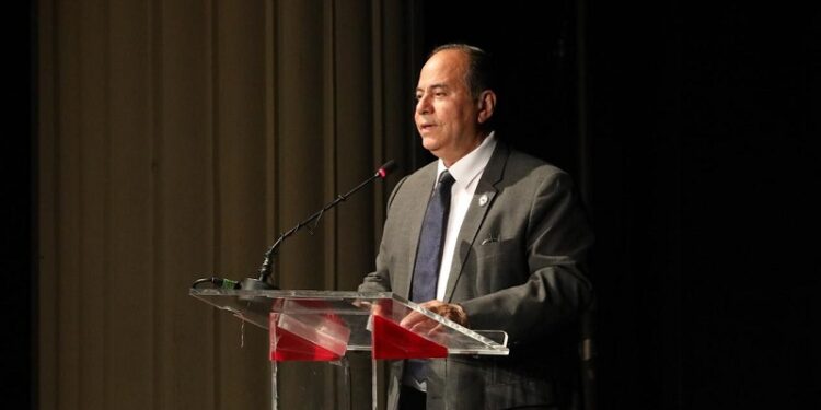 Alberto Caminero reafirma compromiso ético y política de cero tolerancia a la corrupción