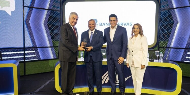 Asonahores reconoce a Banreservas por sus aportes al desarrollo del turismo dominicano