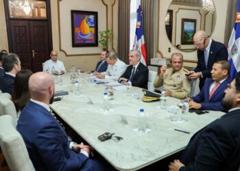 República Dominicana autoriza a EE.UU. el uso de sus bases aéreas en plena tensión en el Caribe