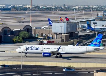 Posible caos global en vuelos: Airbus llama a revisión urgente a más de 6.000 aviones