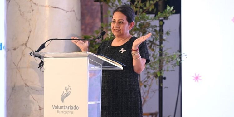 Voluntariado Banreservas convoca al Concurso de Pintura Infantil Navideño Nidia Serra