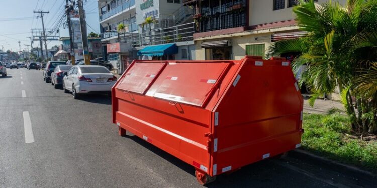 Comunitarios de SDE califican consideran un éxito sistema de contenedores