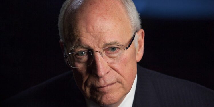 Muere Dick Cheney, arquitecto de la guerra de Irak y la invasión a Panamá