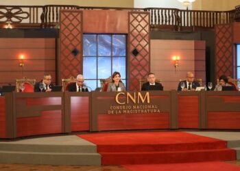 Vicepresidenta Peña encabeza tercera sesión de vistas públicas del Consejo Nacional de la Magistratura