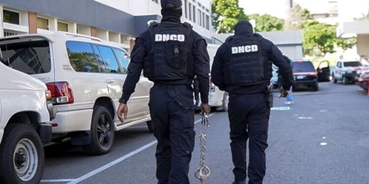 Extraditan a Estados Unidos un dominicano acusado de fraude y lavado de activos