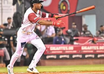 Los Gigantes quiebran su racha negativa y extienden a cinco la de las Estrellas