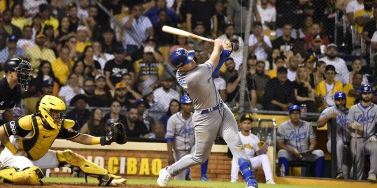 Licey se impone a las Águilas en Santiago