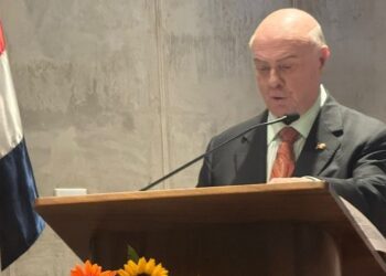 Hipólito Mejía define al crimen organizado como huracán con capacidad de derrumbar instituciones democráticas