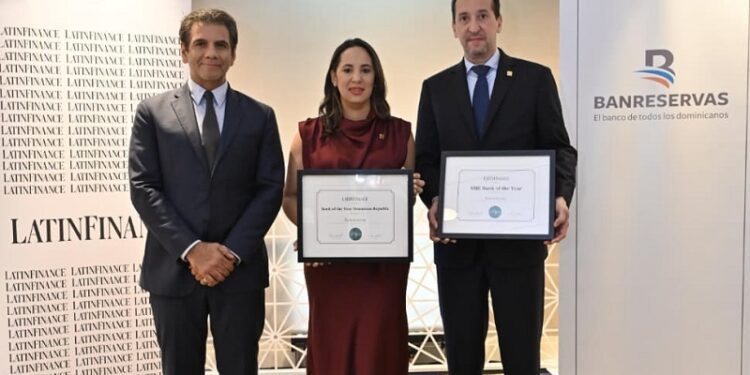 LatinFinance premia a Banreservas como Banco del Año en RD y Banco Pymes para AL y el Caribe