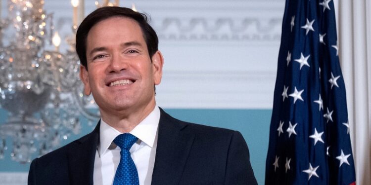 EE.UU. limita las visas para personas con diabetes, obesidad o cáncer