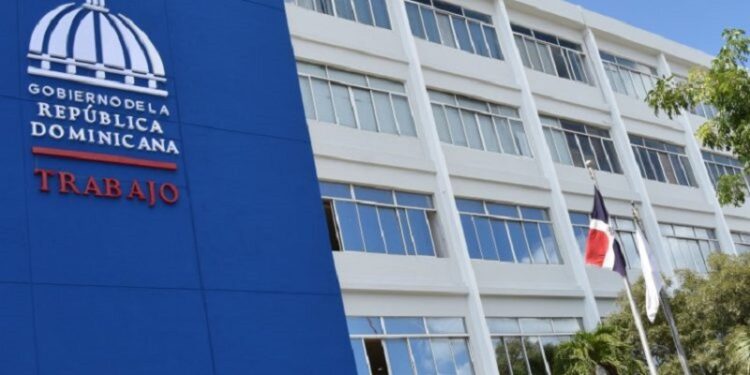 Ministerio de Trabajo informa los días feriados correspondientes al año 2026