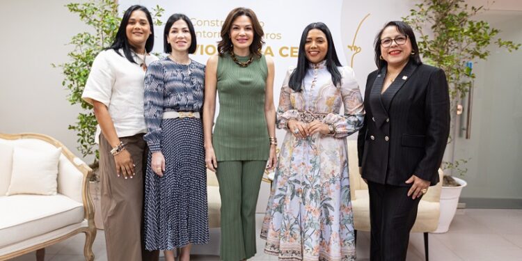 Fundación Refidomsa realiza panel “Violencia Cero”