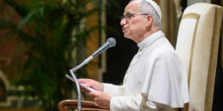 El Papa: El cine lenguaje de paz, no tema enfrentarse a las heridas del mundo