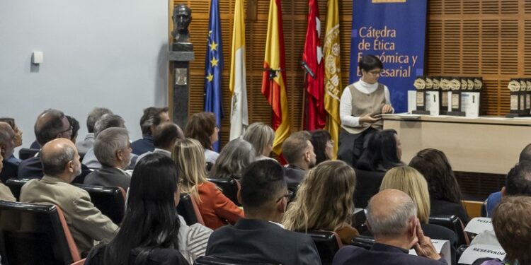 Banreservas recibe reconocimiento en Premio Corresponsables por sus prácticas de inclusión financiera