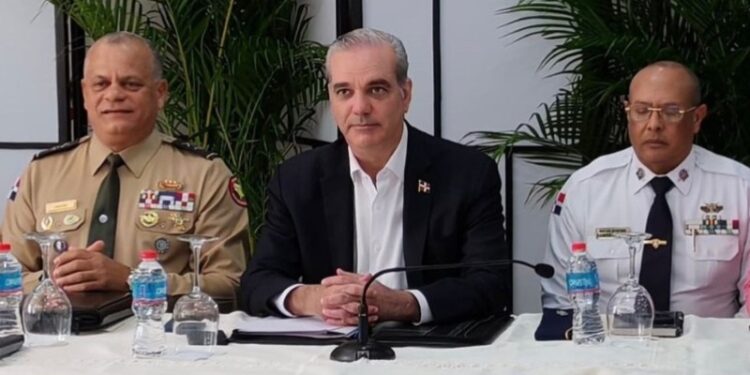 Presidente Abinader encabeza reunión de seguimiento al Plan de Seguridad Ciudadana