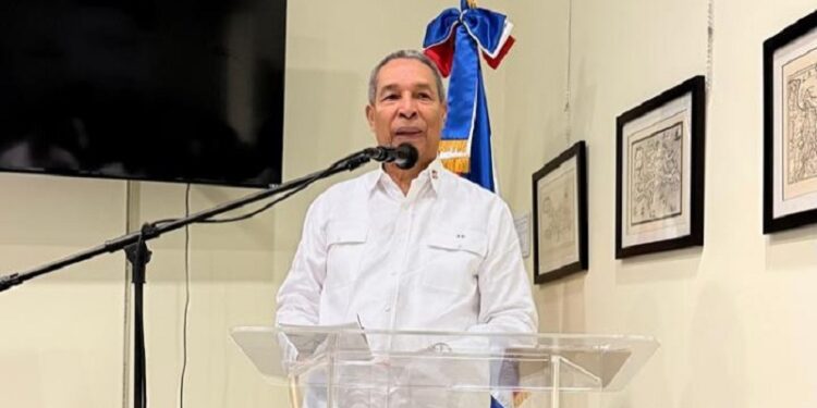 Líder dominicano exige destitución del Cónsul General ante aumento de abusos contra inmigrantes