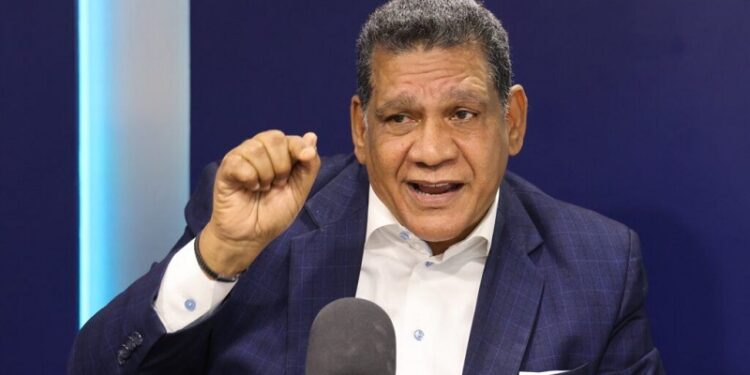 Rubén Maldonado llama a participar en marcha el 30 de noviembre