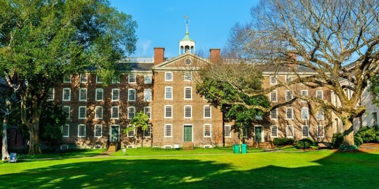 Al menos dos muertos en el tiroteo de la Universidad de Brown