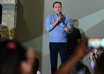 Abel Martínez reclama el dinero del pueblo se utilice en bienestar al pueblo y no en el bolsillo de unos cuantos