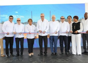 Presidente Abinader inaugura fase final de la avenida Ecológica