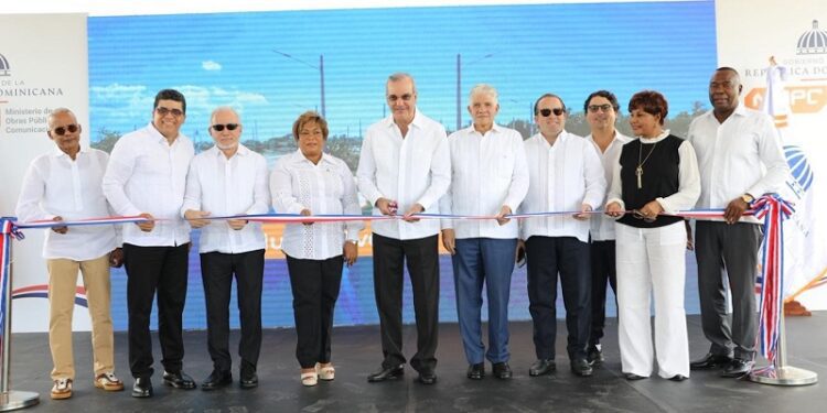 Presidente Abinader inaugura fase final de la avenida Ecológica