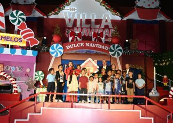 Presidente Abinader inaugura Villa Navidad junto a Leonardo Aguilera y Carolina Mejía