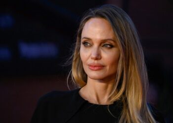 Angelina Jolie enseña por primera vez las cicatrices de su mastectomía